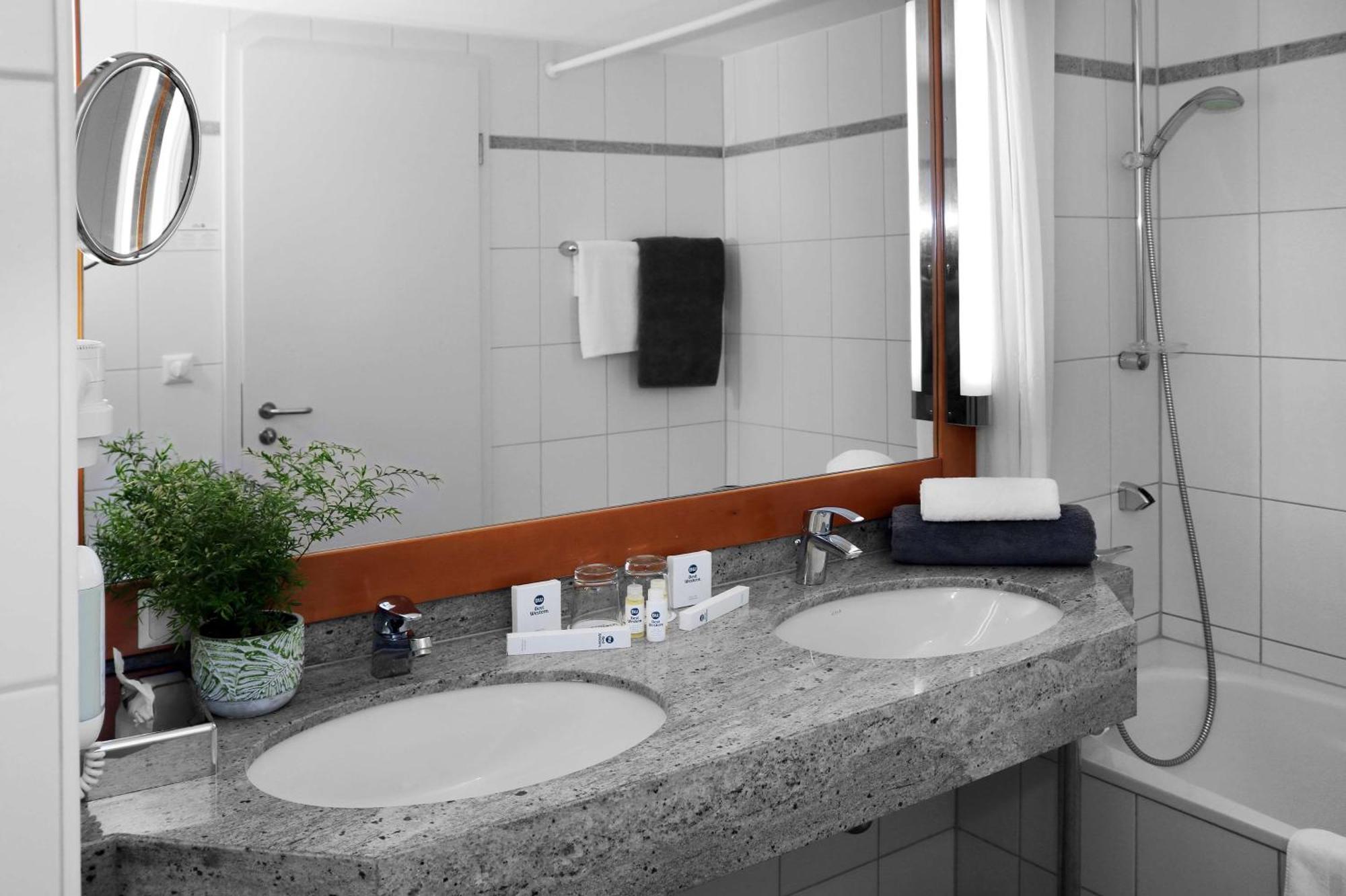 Best Western Hotel Halle-מרסבורג מראה חיצוני תמונה